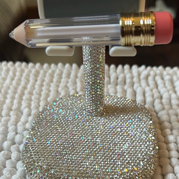 Refillable lip gloss holder! SO CUTE! - Picture 6 of 6